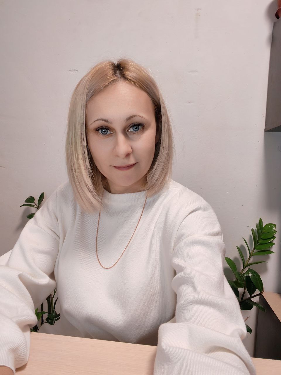 🔴🔴🔴🔴🔴🔴🔴🔴🔴🔴
🔴🔴
🔴🔴🔴🔴🔴🔴
🔴0️⃣🔴5️⃣
1. Освоила новую технику для работы с клиентами.
2. Создала свою медитацию на восстановление энергии
3. Посетила 2 эфира, как приглашённый эксперт
4 | Сетка — социальная сеть от hh.ru