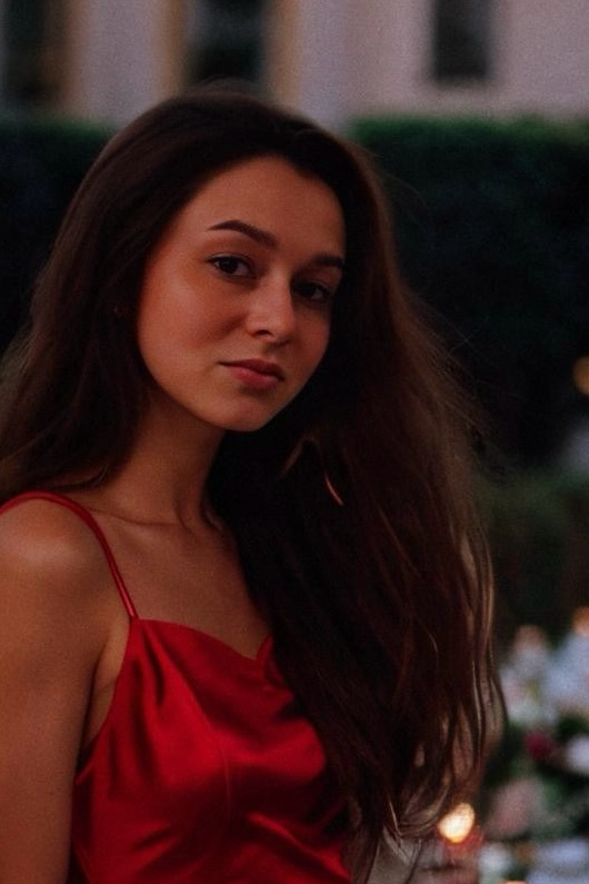 ФОТОпроект прямо у тебя дома  
Скачивай приложение Remini
Теперь оно не просто улучшает качество фото, но и создаёт крутые снимки  
Можно пользоваться бесплатно целых 7 дней!
Только не забудь отменить... | Сетка — социальная сеть от hh.ru