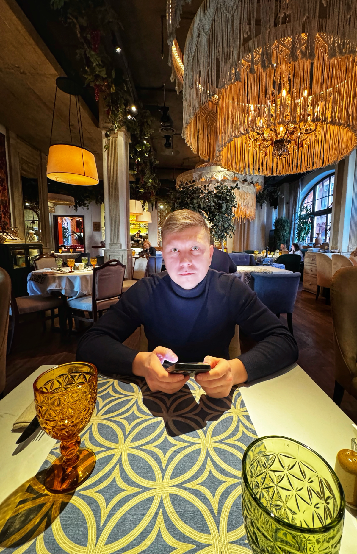 Гипнотерапия: Путь к внутренним изменениям!
Гипнотерапия — это мощный инструмент, который использует состояние гипноза для достижения терапевтических целей | Сетка — социальная сеть от hh.ru