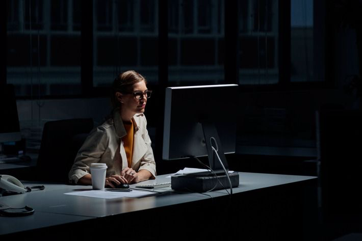 Почему soft skills важнее, чем hard skills для бизнес-ассистента?
В мире бизнеса технические навыки (hard skills) важны, но именно гибкие навыки (soft skills) делают бизнес-ассистента действительно не... | Сетка — социальная сеть от hh.ru