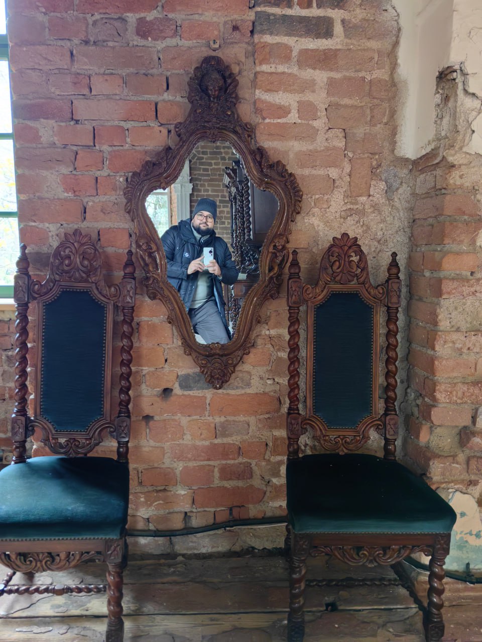 Переключение Контекста: зачем наполнять свою жизнь Вдохновением⁉️
В ритме современного мира, особенно для нас, работающих в IT-сфере💻, легко застрять в ограниченном пространстве между монитором компью... | Сетка — социальная сеть от hh.ru