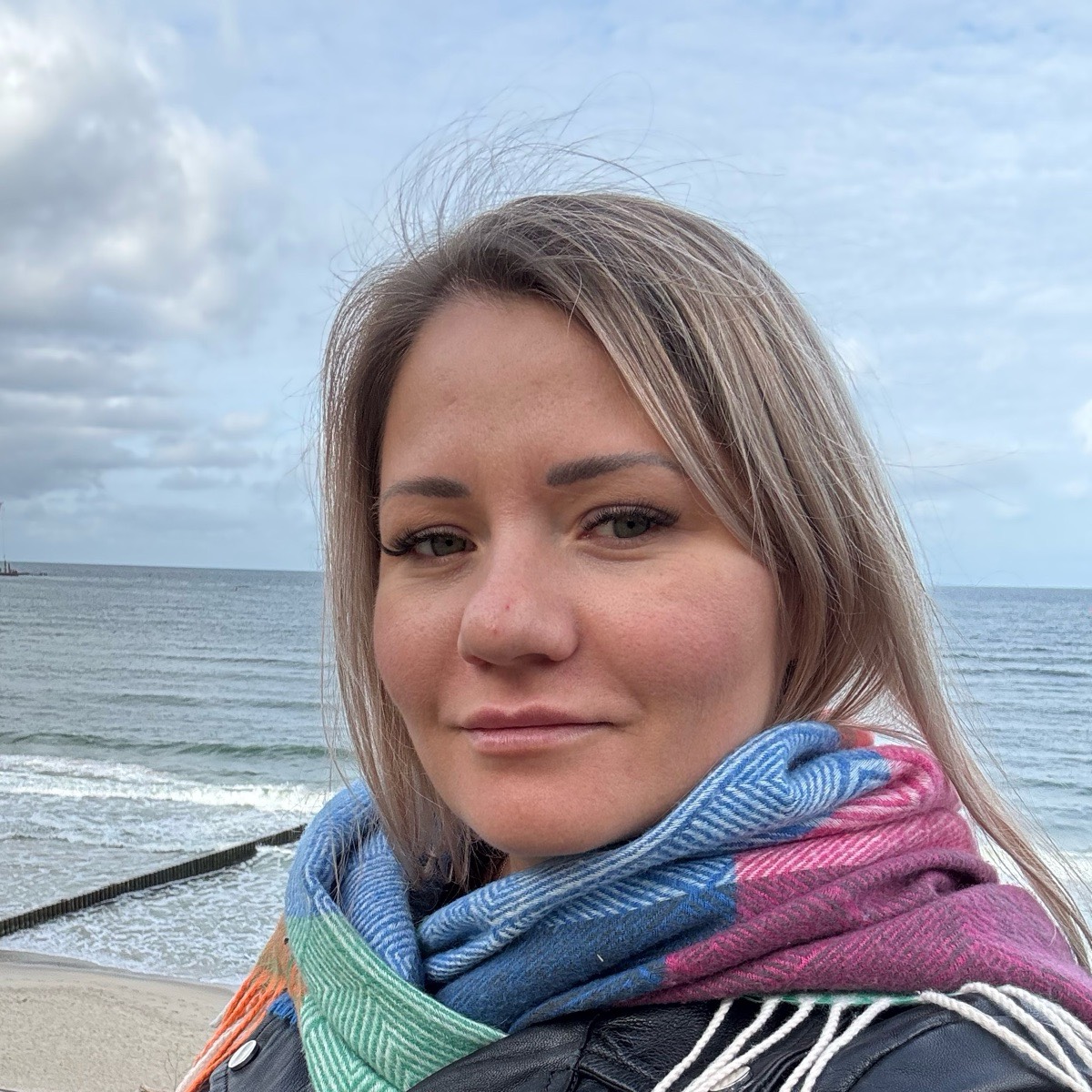 Анна Ворожбыт | Сетка — социальная сеть от hh.ru