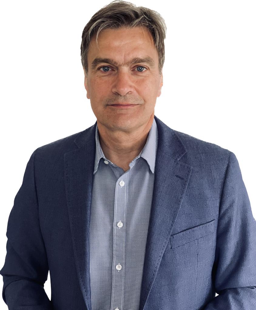 Олег Смоленышев