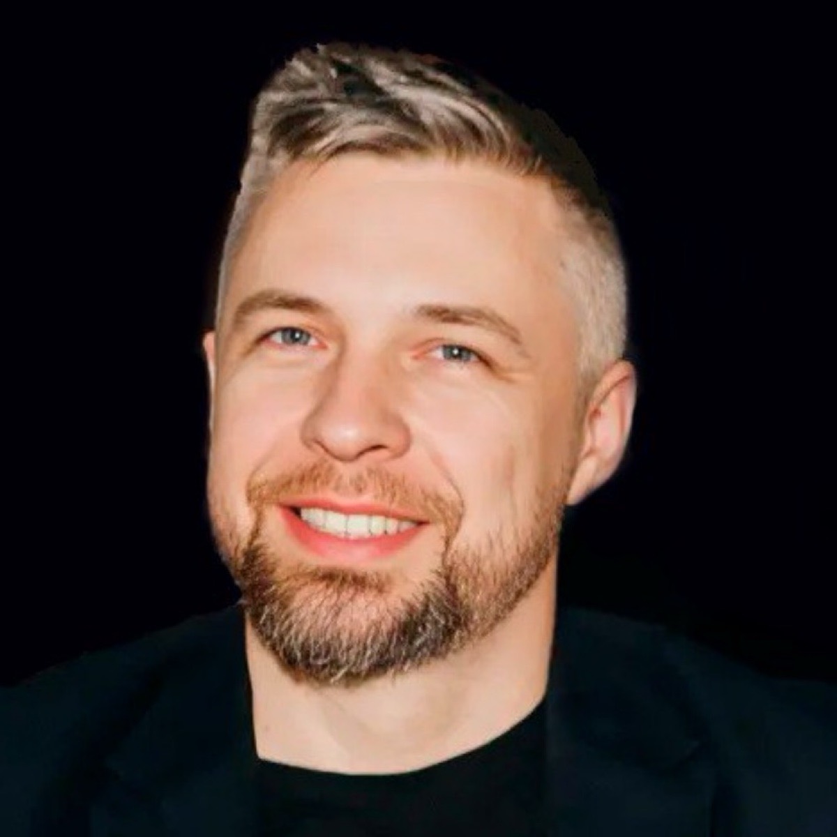 Вахтанг Толстенёв | Сетка — социальная сеть от hh.ru