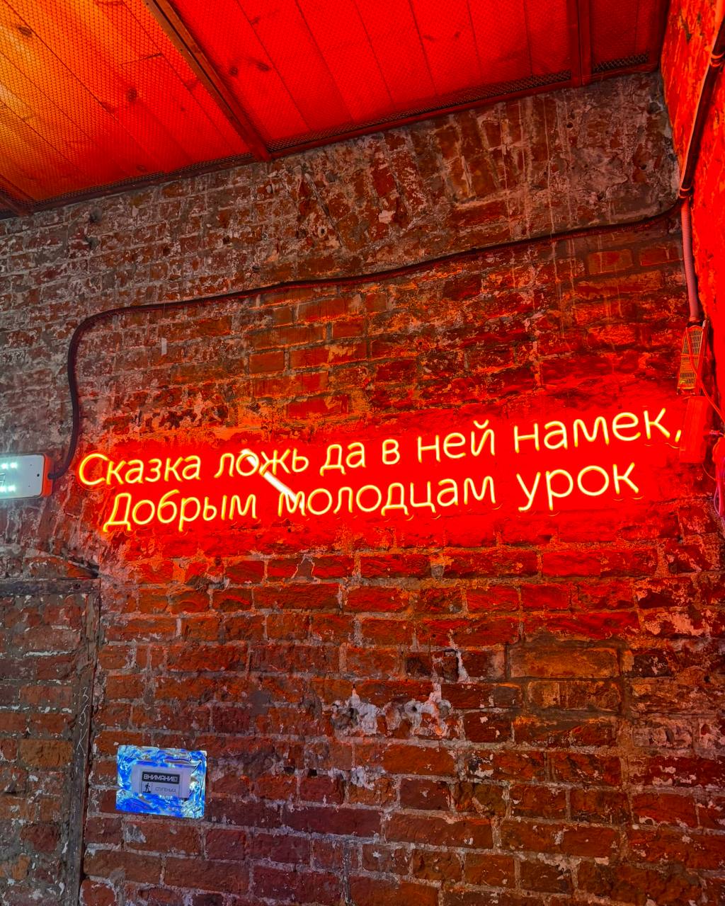 🔸Итоги января
Месяц очень спокойно начался, но события уже активно разгоняются.
✨ О личном: работы очень много, в основном я там | Сетка — социальная сеть от hh.ru