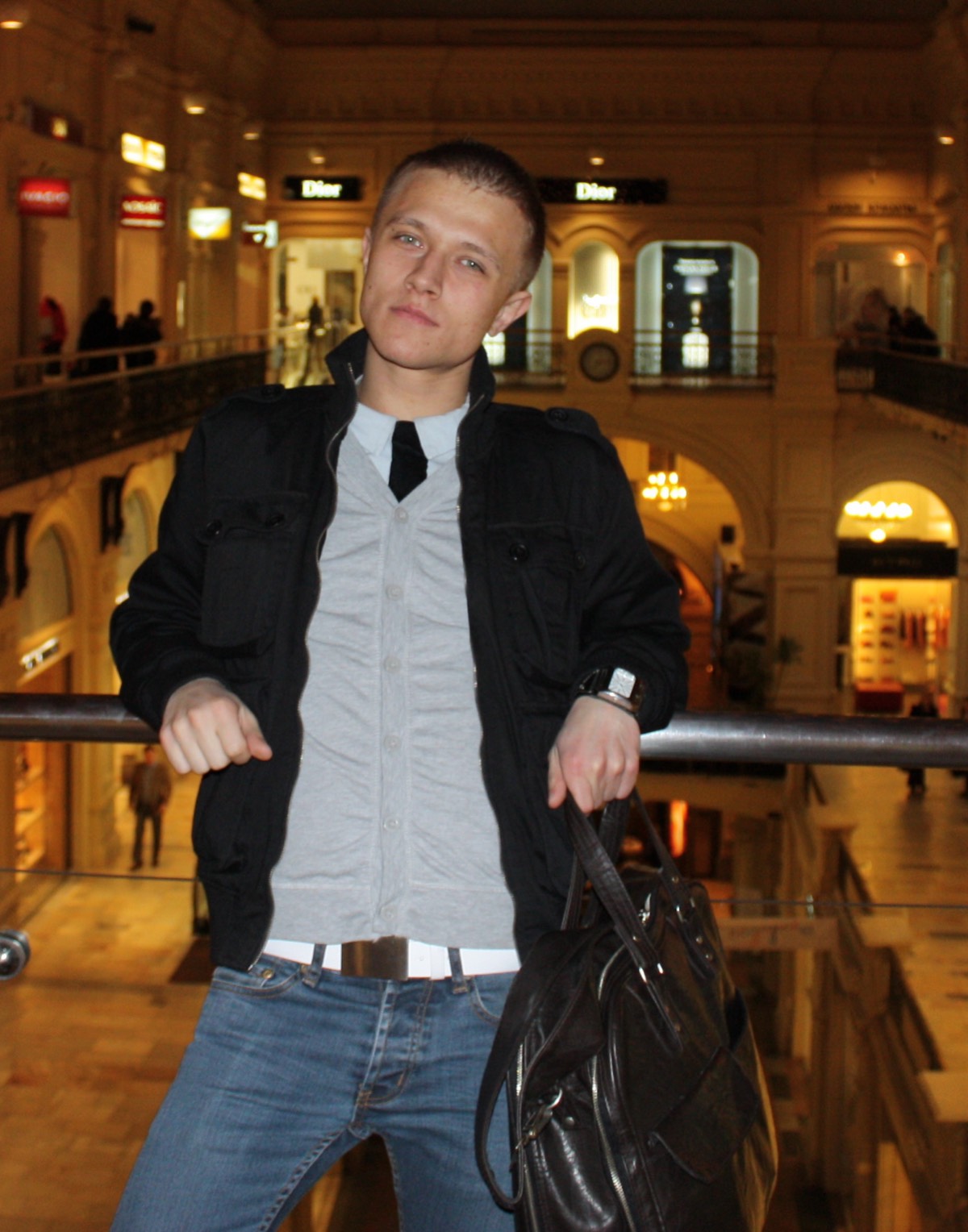 Александр Иванов