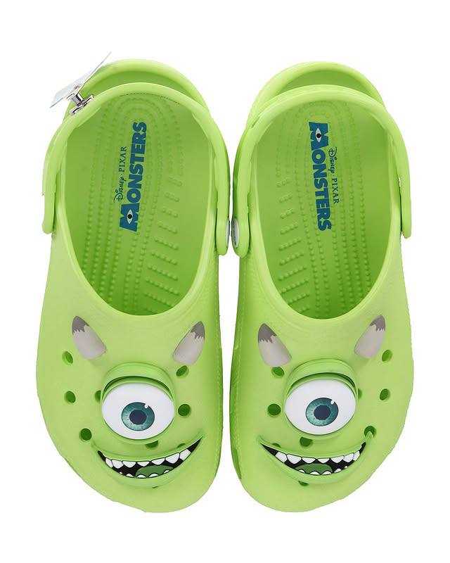 Оооо, 18 февраля Crocs собираются дропнуть фирменные клогги с МАЙКОМ ВАЗОВСКИ 😱 Цена пока неизвестна, как и появятся ли другие персонажи в коллекции | Сетка — социальная сеть от hh.ru