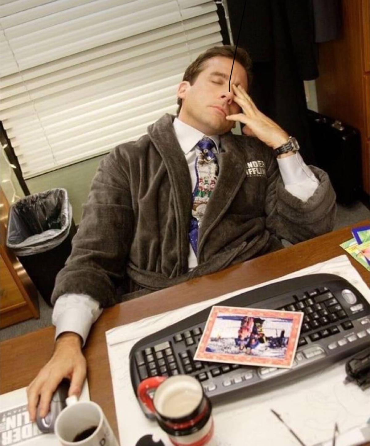 Рабочий вайб, который я пытаюсь себе навязать:
Мой реальный рабочий вайб: | Сетка — социальная сеть от hh.ru