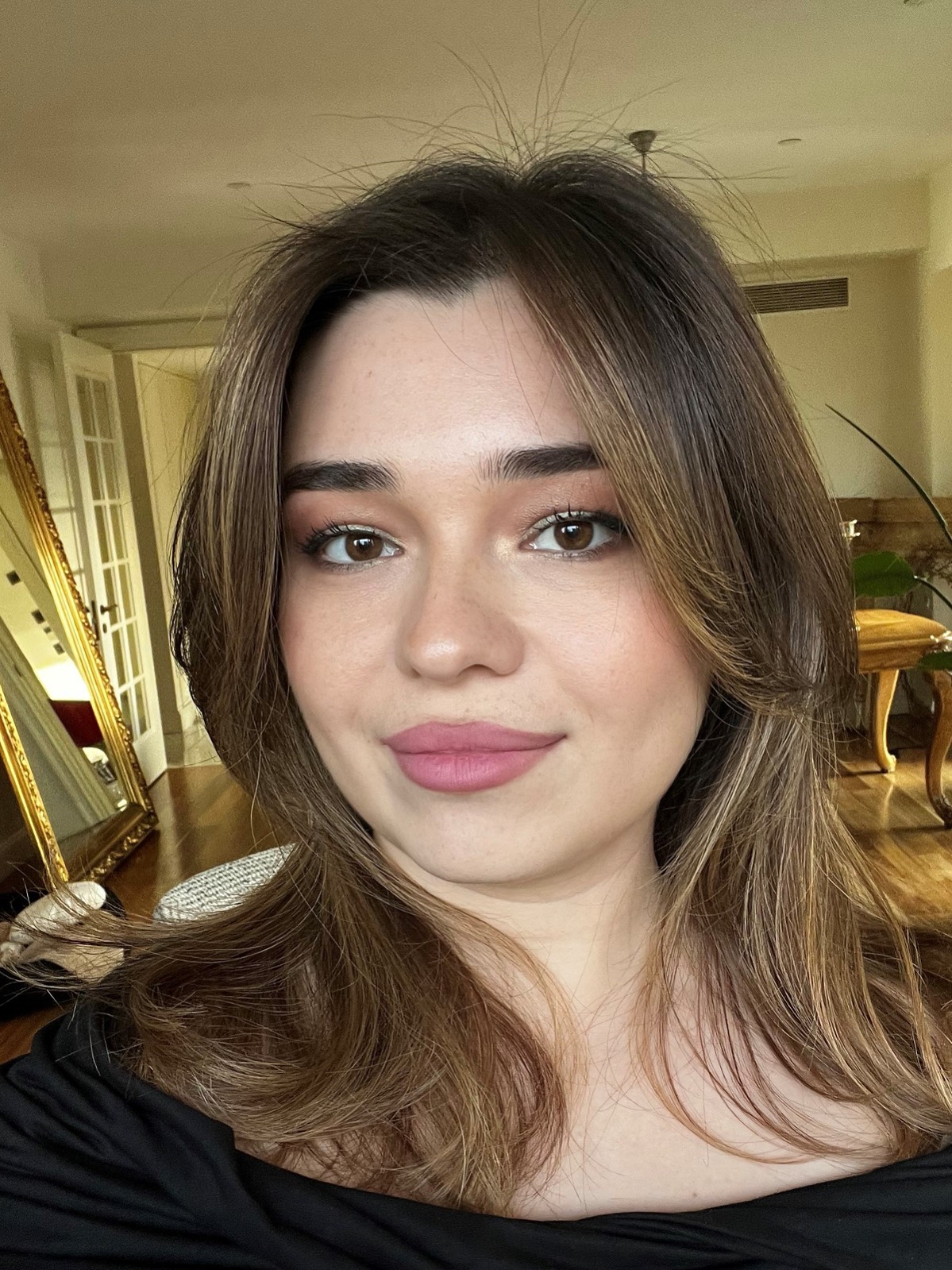 Карина Царакова | Сетка — социальная сеть от hh.ru