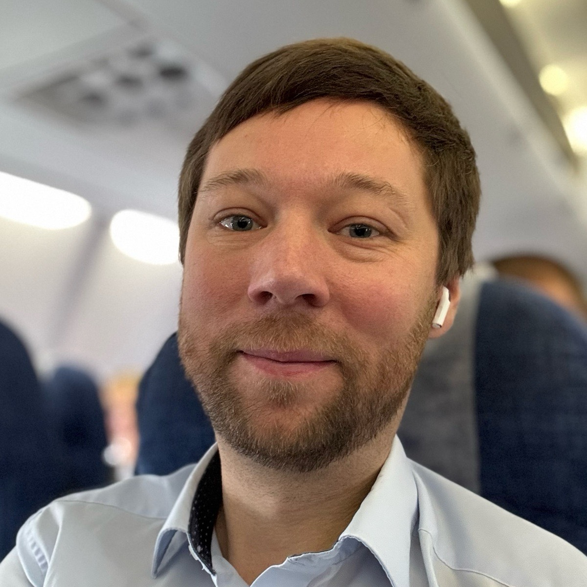 Антон Бобров