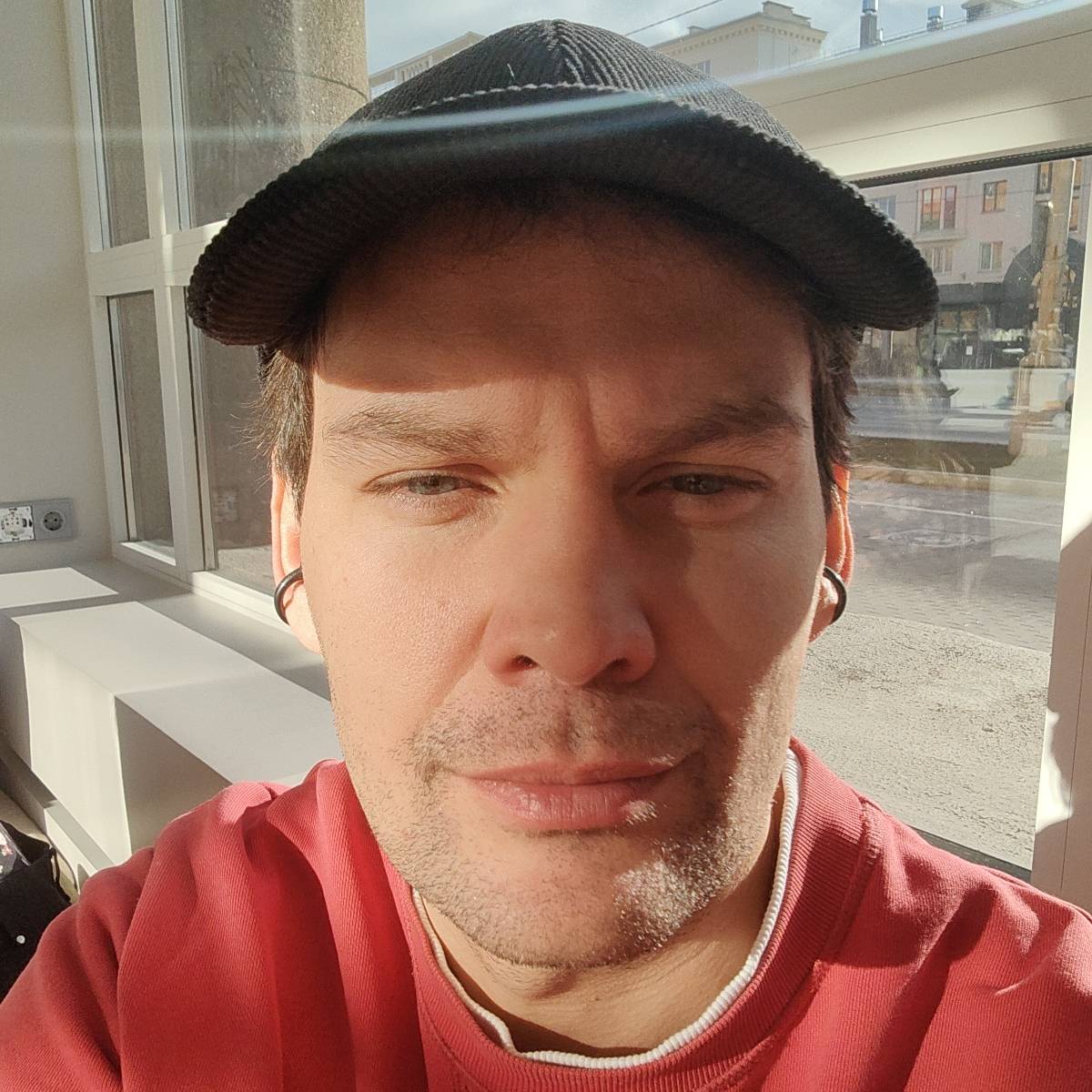 Женя Томсен | Сетка — социальная сеть от hh.ru