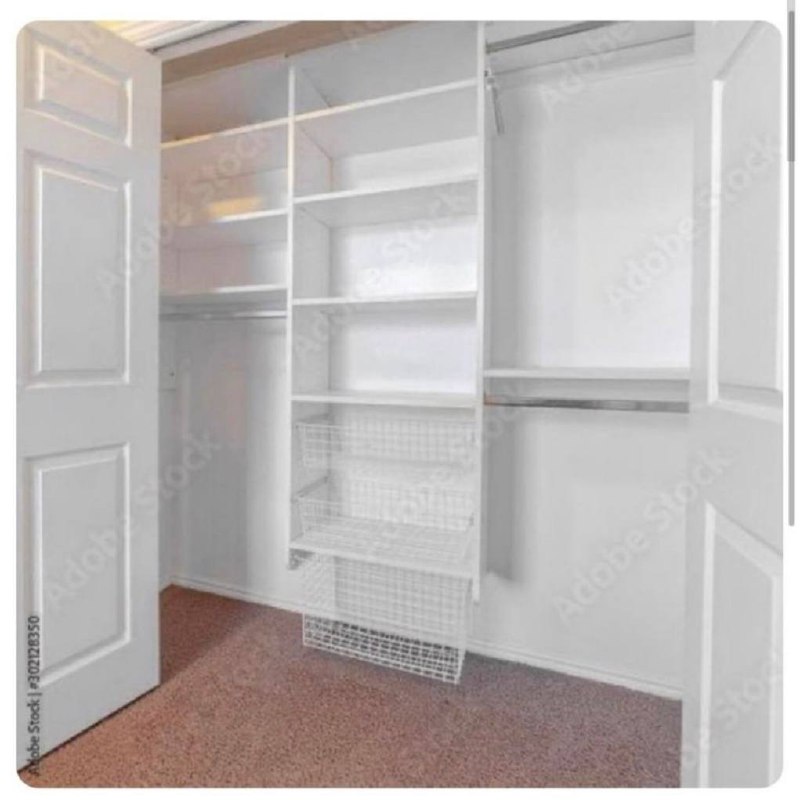 🤔 В сеть утекли фото из гардероба Бьянки Цензори — жены Кэнье Уеста  
— Дорогой, мне нечего надеть  
— Ну фиг с тобой, иди так  
🐱Ваша Я
🔞Маркетинг без котиков | Сетка — социальная сеть от hh.ru