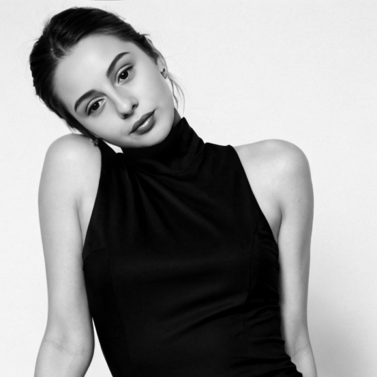 Элина Соловьева | Сетка — социальная сеть от hh.ru