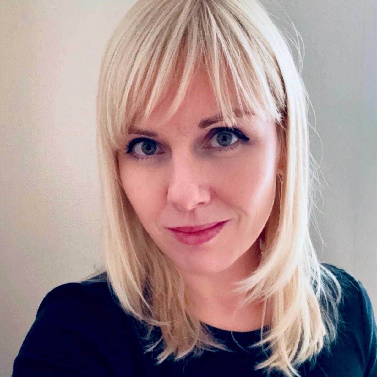 Юлия Сурова | Сетка — социальная сеть от hh.ru