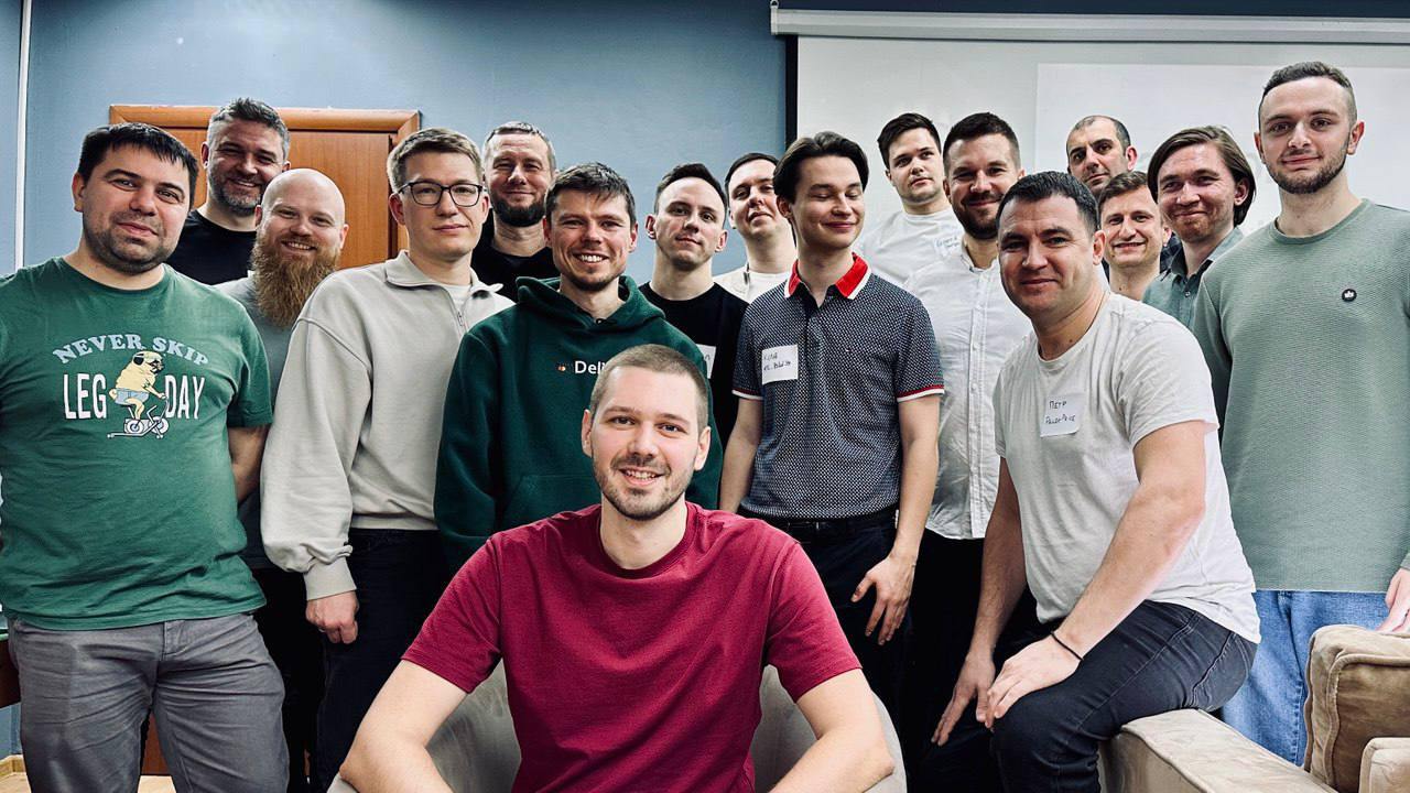 🛋Как прошла первая «Ламповая встреча» сообщества Product Radar
21 основатель, теплый нетворкинг и обсуждение премии «Продукт года’24»!
В субботу 1 февраля мы собрались в уютном антикафе возле м | Сетка — социальная сеть от hh.ru