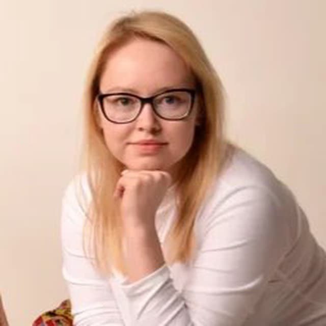 Дарья Суханова