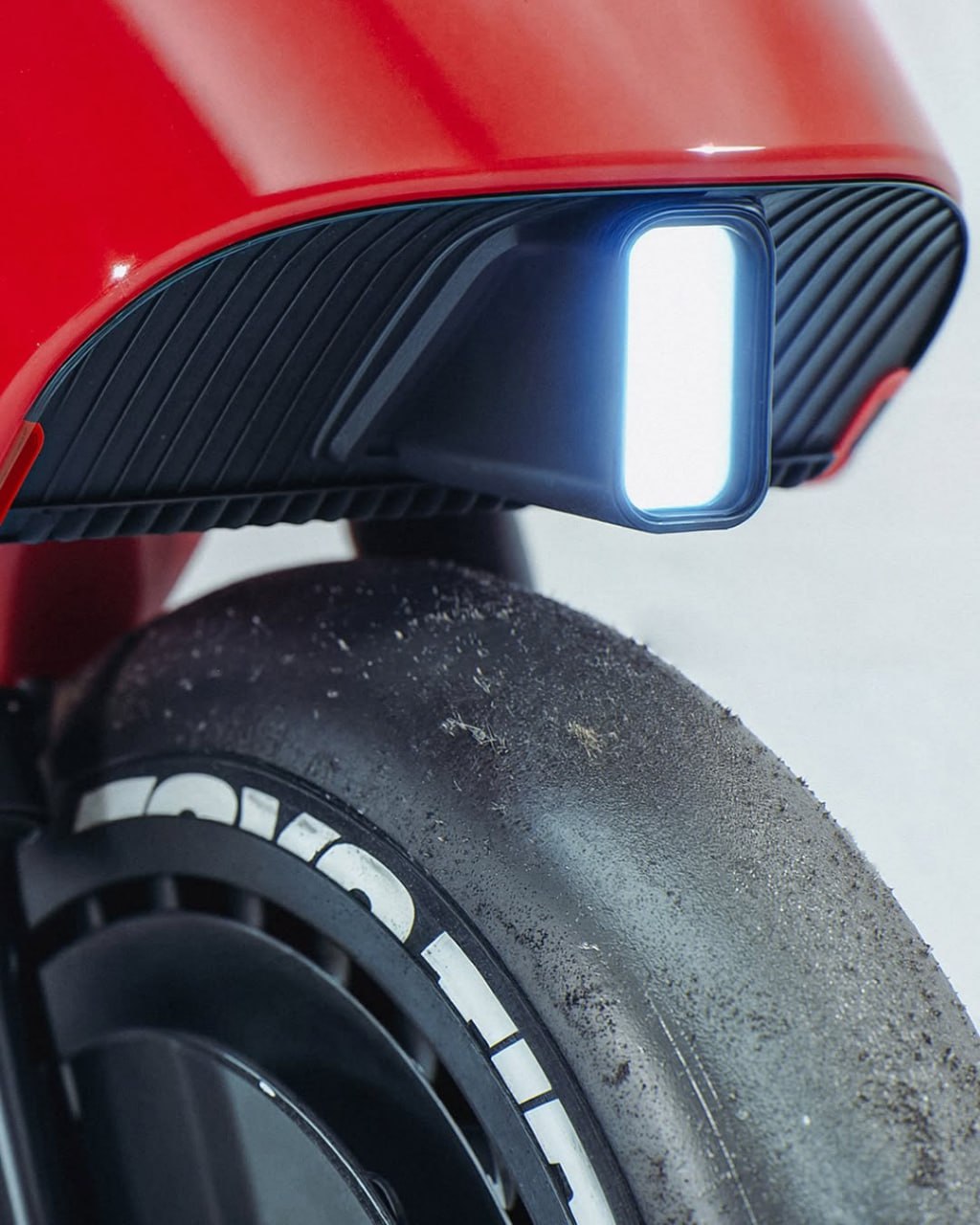 Mod.001
Электромотоцикл, воплощающий принципы Кансо, японской философии простоты.
@ Ichiban Motorcycles
#transport #style | Сетка — социальная сеть от hh.ru