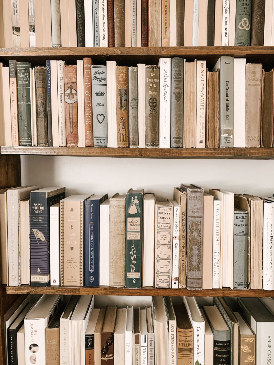 📚Книжный обмен прочитанными детективами и книгами рассказов
15 февраля в 15:00
Авторское чтение иронических рассказов ВладимираСлуцкого и литературные посиделки📒
Лотерея с розыгрышем книги «Убийства и... | Сетка — социальная сеть от hh.ru
