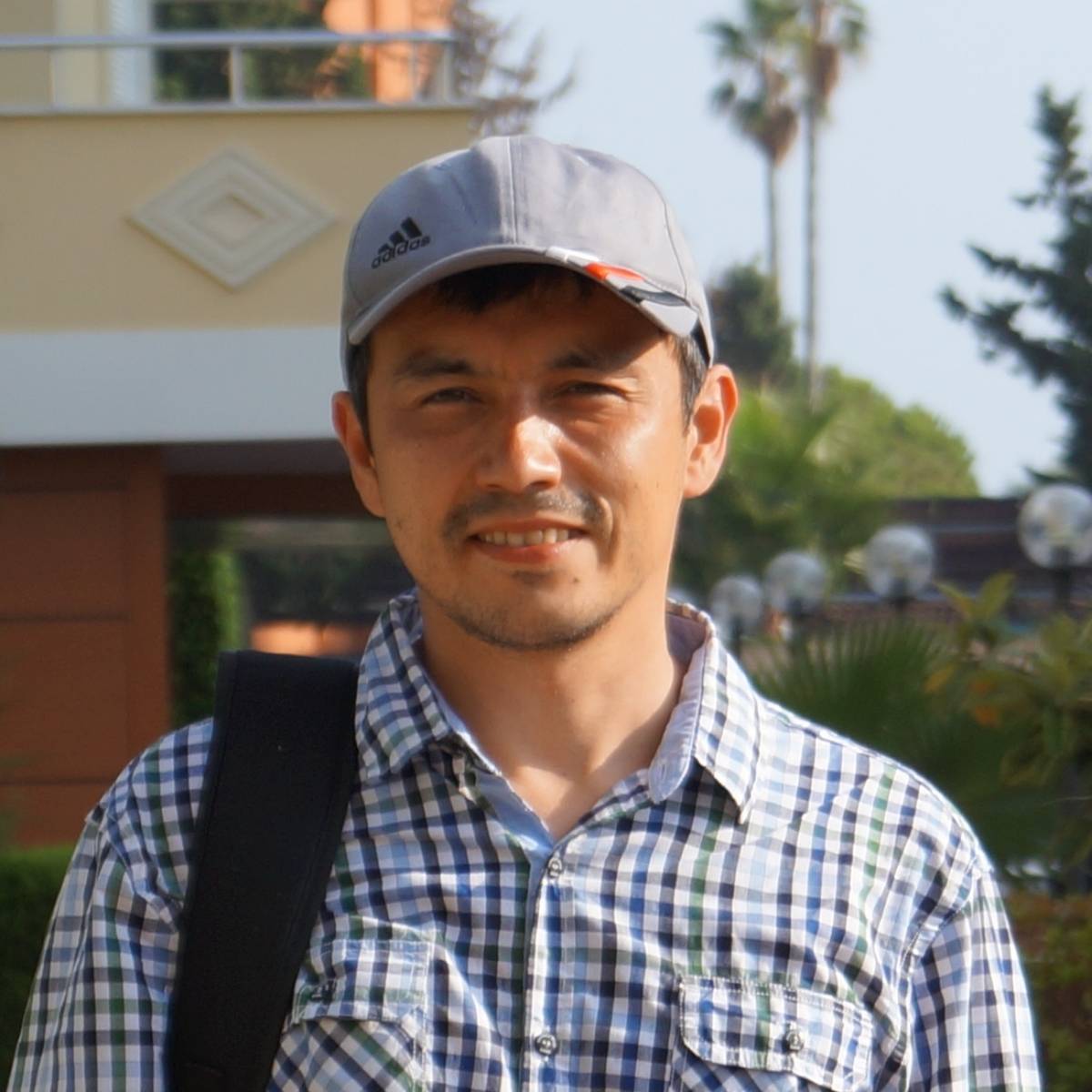 Искандер Рахимов