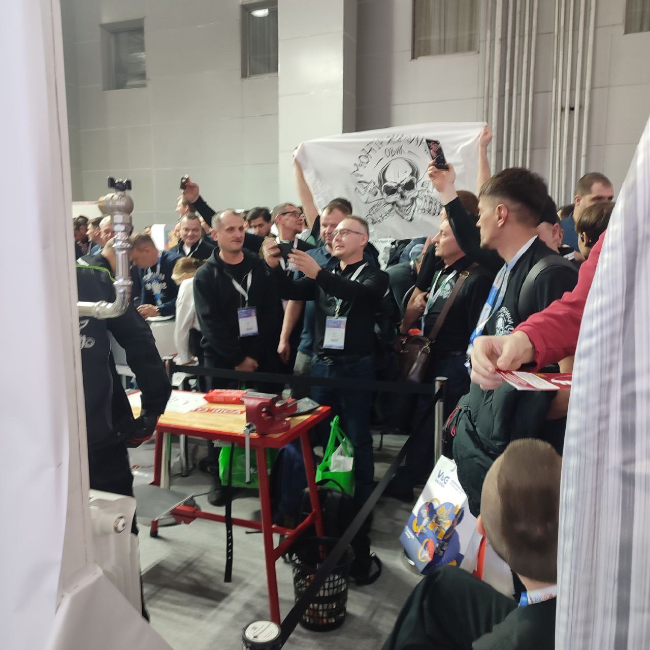 https://vk.com/video-97841647456240552
https://vk.com/video-97841647456240553 | Сетка — социальная сеть от hh.ru