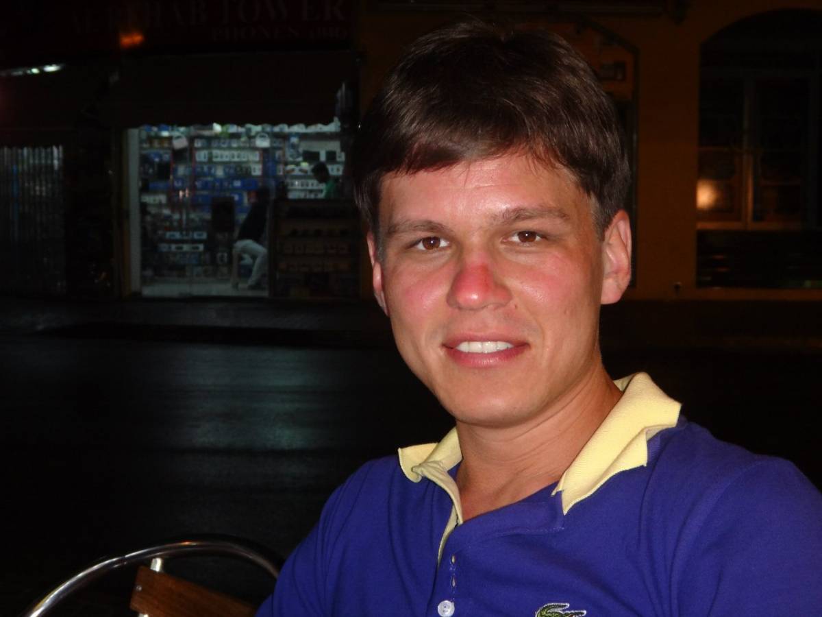 Олег Прозоров