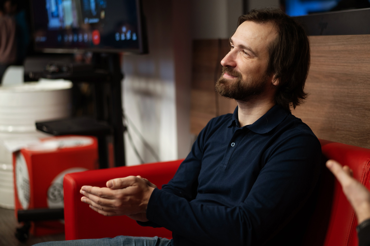 31 января IT-академия Lad провела встречу, которая объединила начинающих специалистов и представителей ведущих работодателей, включая Сбер, ВКонтакте, группу IT-компаний Lad, Neoflex, FLANG и других | Сетка — социальная сеть от hh.ru