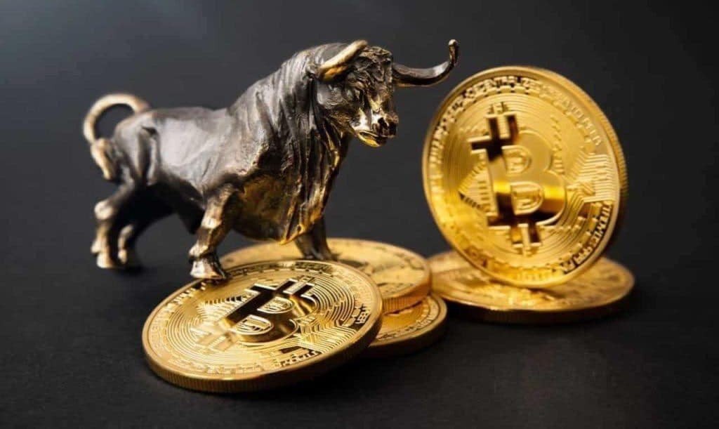Биткоин подорожает до $120,000, если сезонные паттерны не изменятся | Сетка — социальная сеть от hh.ru