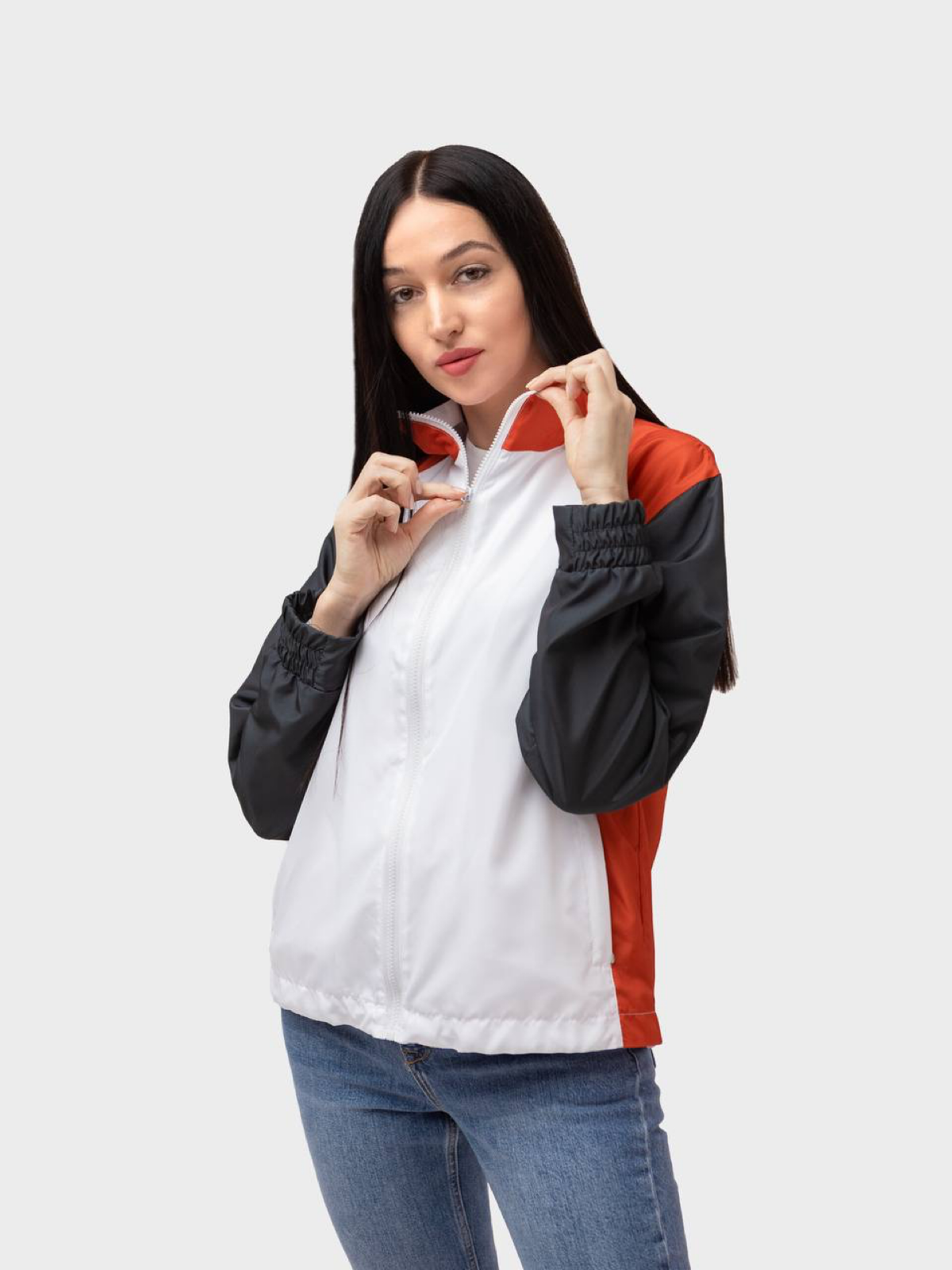 💨 Ветер перемен? Не проблема! ❤️
Vaxter Five представляет стильные ветровки, в которых вам будет комфортно в любую погоду!  
Vaxter Five - это:  
✅ Стиль и красота;
✅ Удобство и комфорт;
✅ Надежность ... | Сетка — социальная сеть от hh.ru