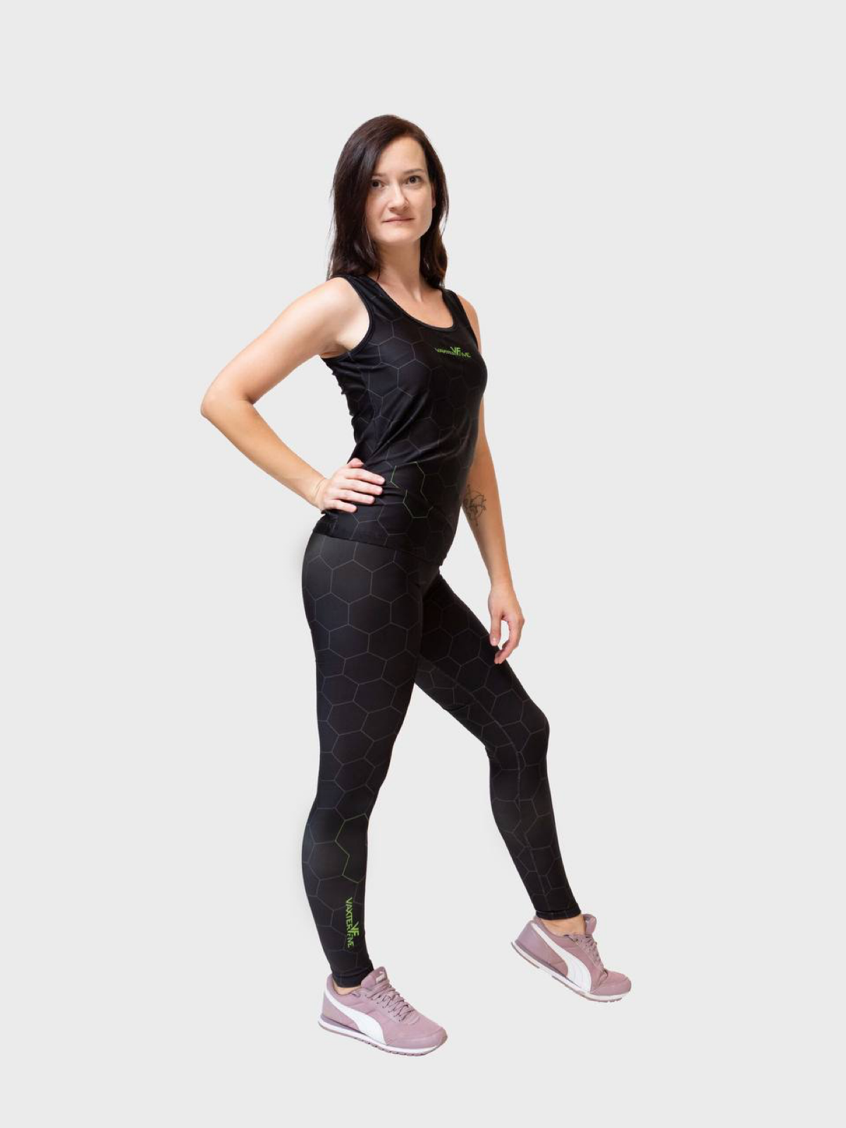 🫶СТИЛЬНЫЙ СПОРТ В ЛЮБОЕ ВРЕМЯ ГОДА
Удобство и эргономичность - самое главное в спортивной форме, но добавим ещё СТИЛЯ и получим идеальный комплект от Vaxter Five🔥
Хотите начать готовиться к лету уже с... | Сетка — социальная сеть от hh.ru