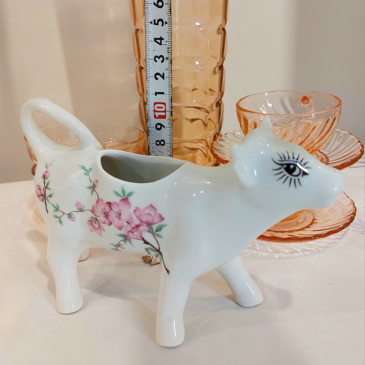 🌼✨ Винтажный молочник в форме коровки — это не просто предмет интерьера, а настоящая находка, которая привнесет в ваш дом атмосферу уюта и тепла и весёлого настроения | Сетка — социальная сеть от hh.ru