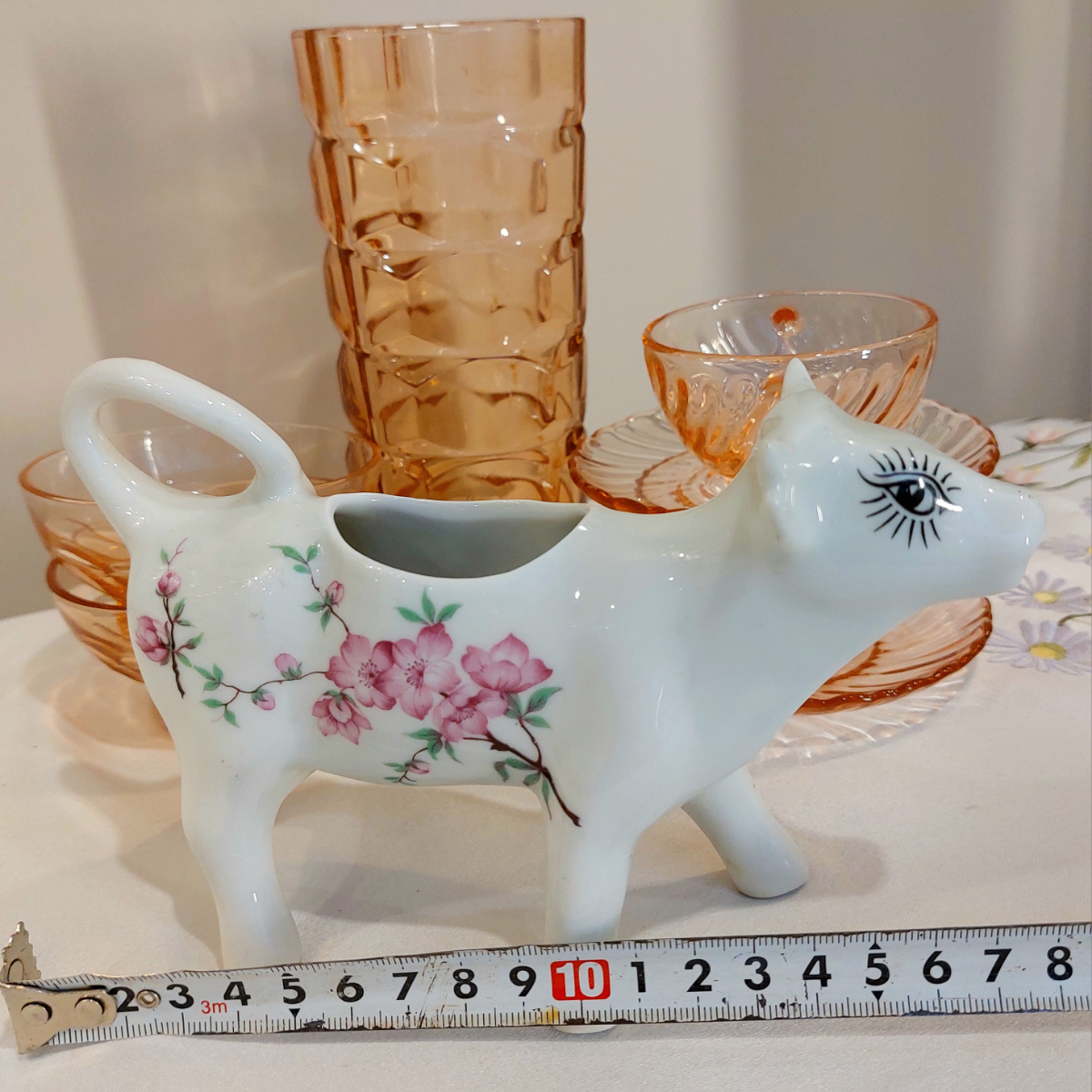 🌼✨ Винтажный молочник в форме коровки — это не просто предмет интерьера, а настоящая находка, которая привнесет в ваш дом атмосферу уюта и тепла и весёлого настроения | Сетка — социальная сеть от hh.ru