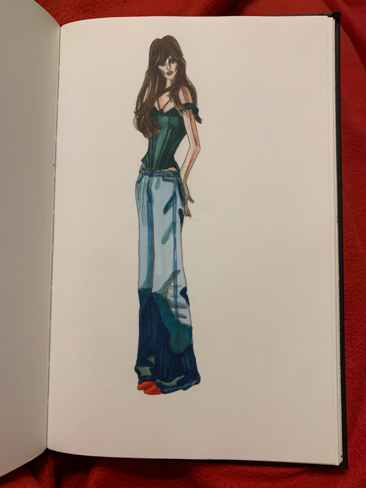 Всем привет, немного скетчей с этой недели!
#sketching#fashionsketching#sketchoftheday#artsketching | Сетка — социальная сеть от hh.ru