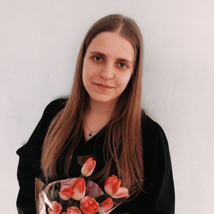Кристина Ложкина