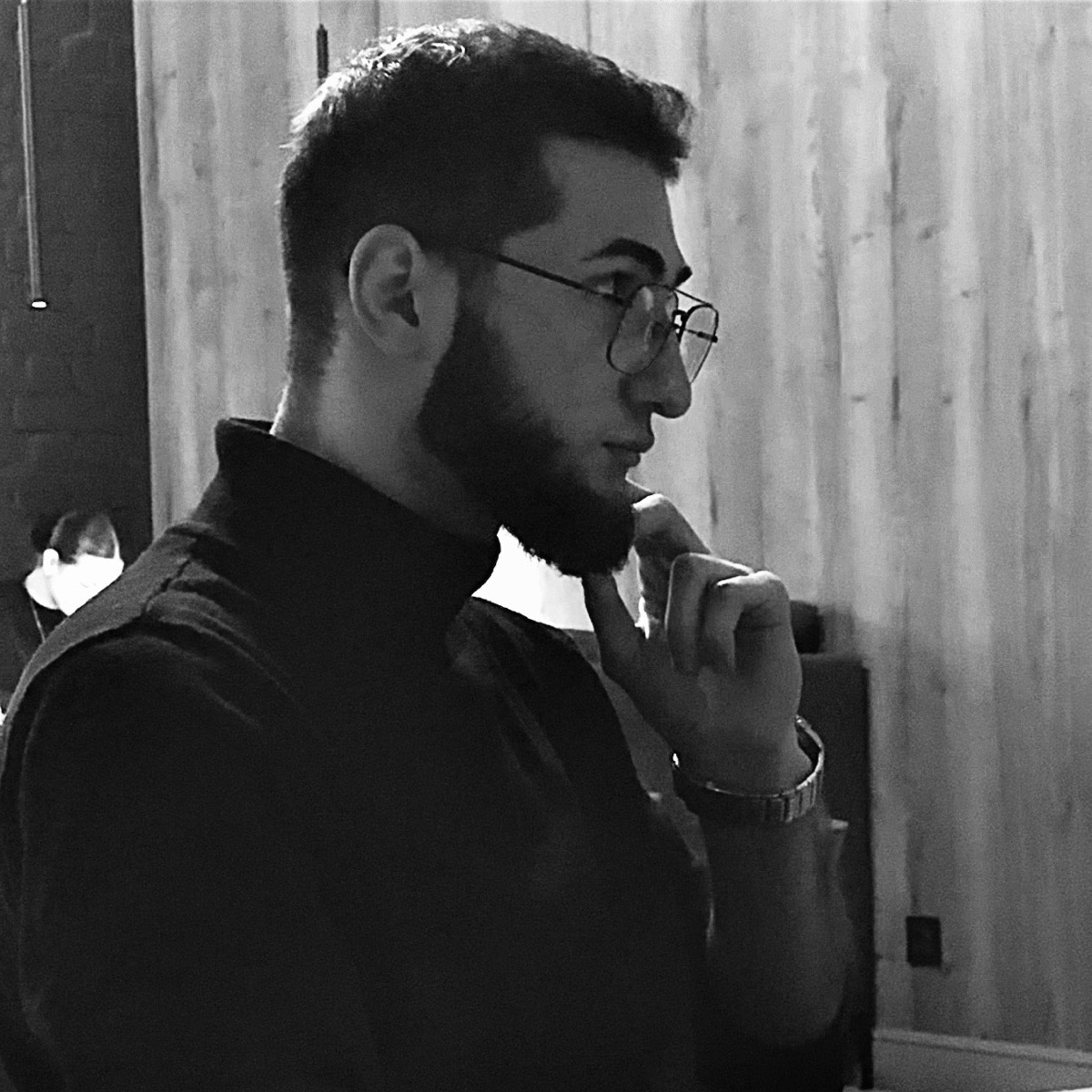 Данил Дарадур