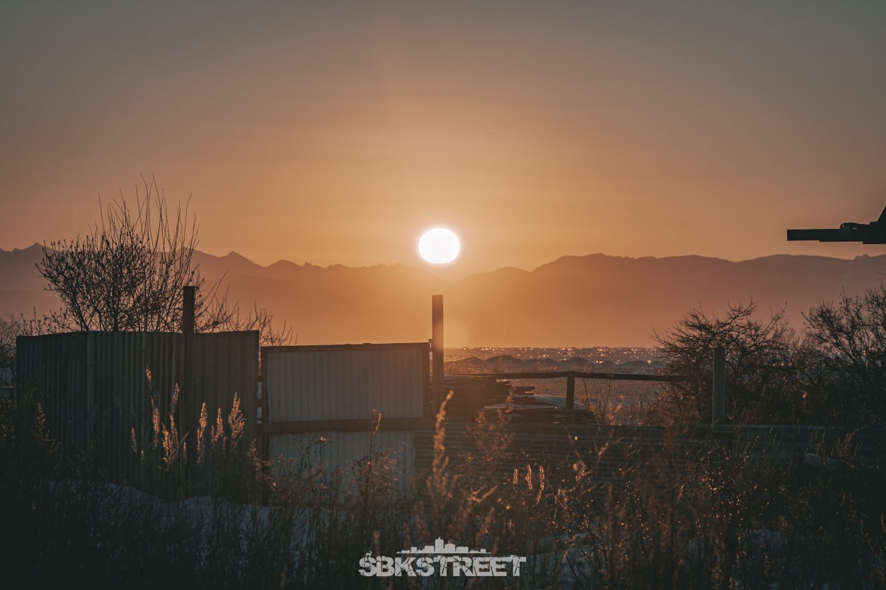 ❤️ 3 |➡️ sbkstreet

27, рассвет сегодня утром ☀️- солнце ждет ваших реакций🙂 | Сетка — социальная сеть от hh.ru