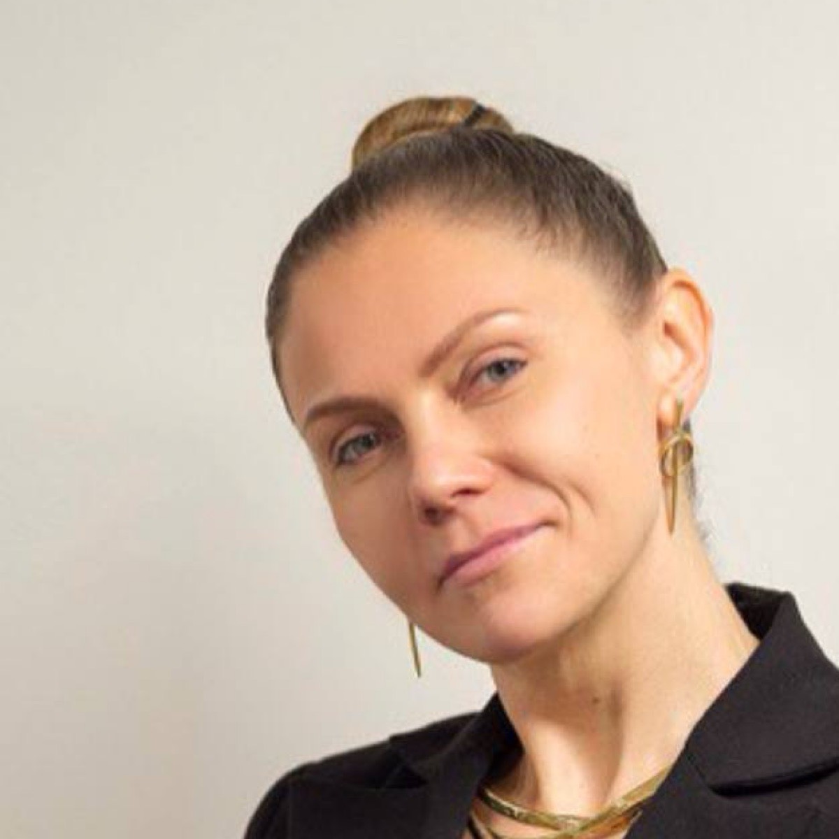 Яна Яна | Сетка — социальная сеть от hh.ru