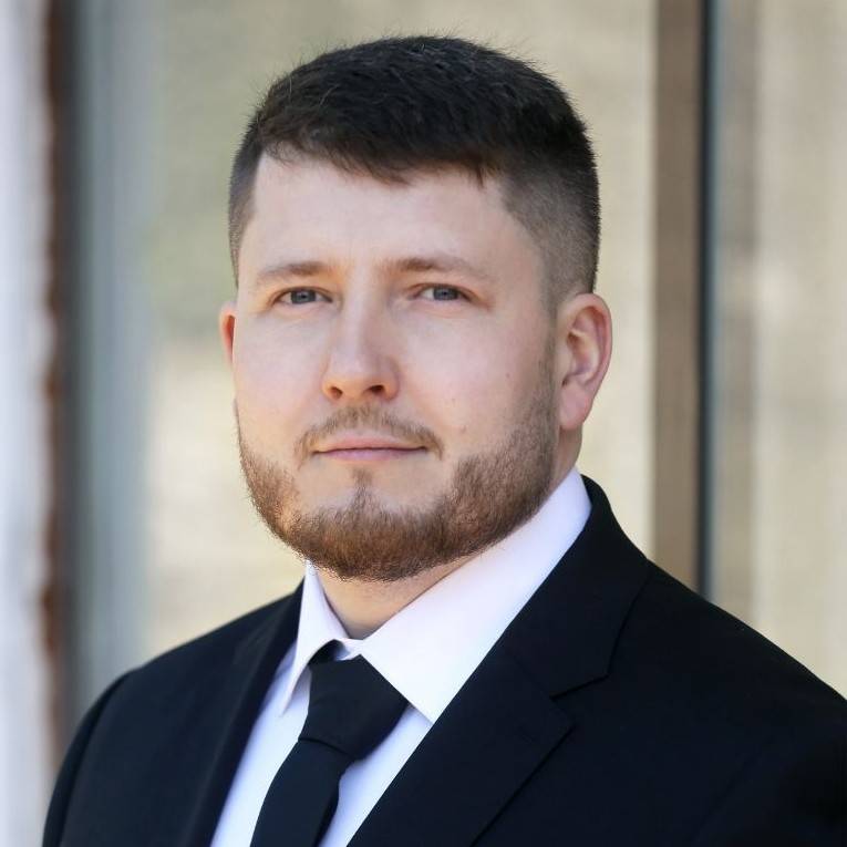 Андрей Ялунин