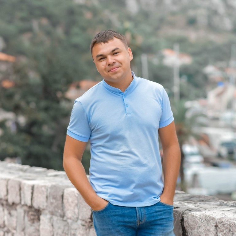 Болховских Александр | Сетка — социальная сеть от hh.ru