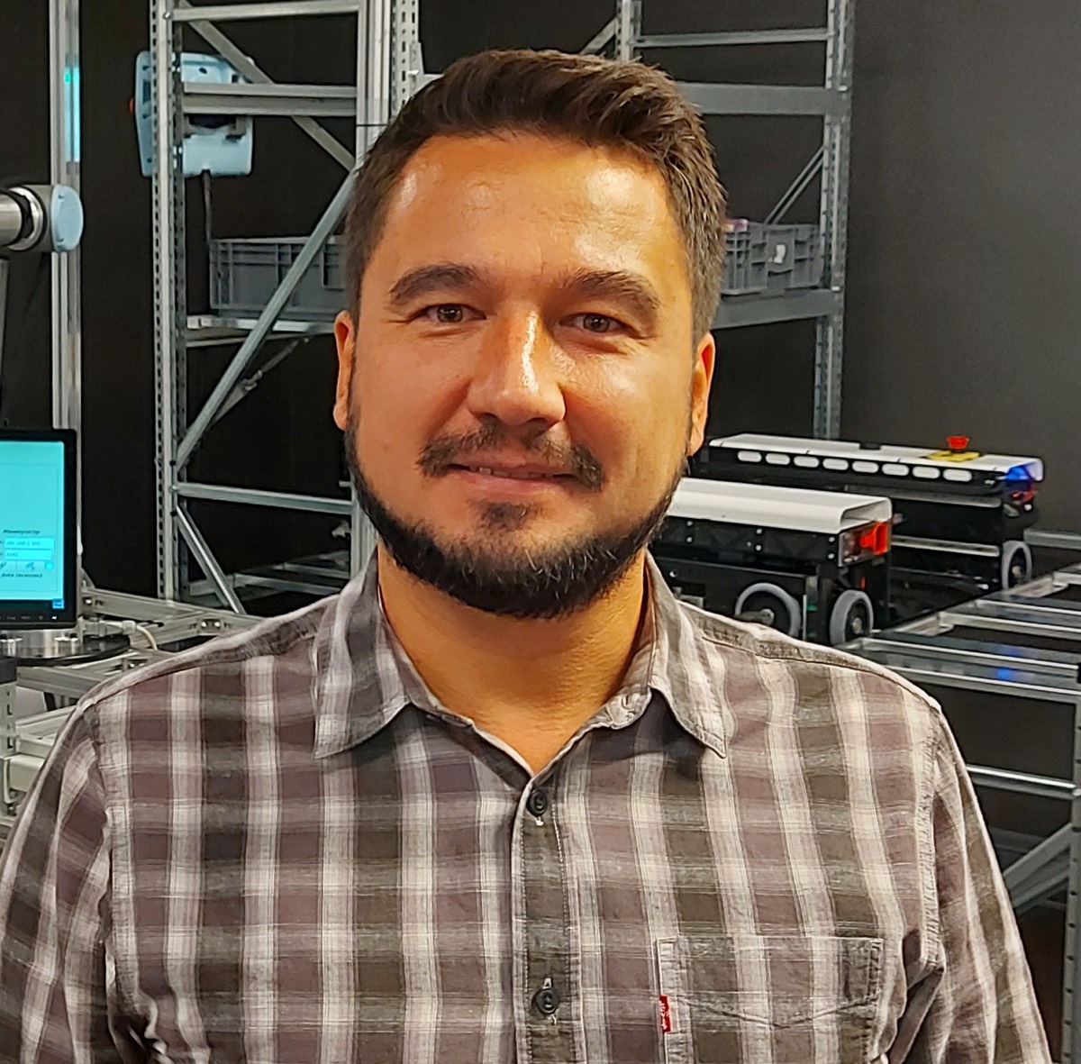 Вадим Макогон | Сетка — социальная сеть от hh.ru