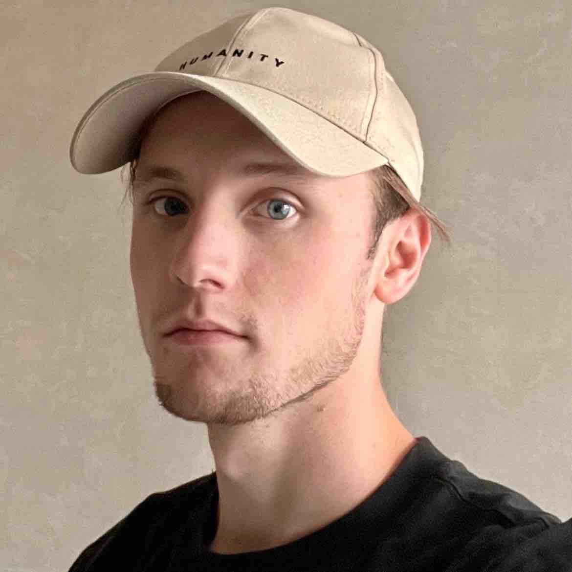 Александр Жарушкин | Сетка — социальная сеть от hh.ru