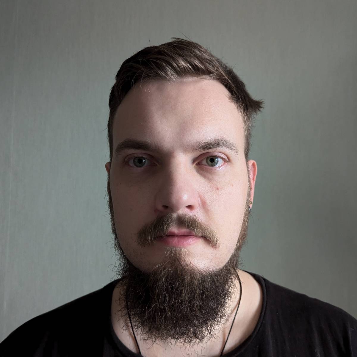 Роман Иванников