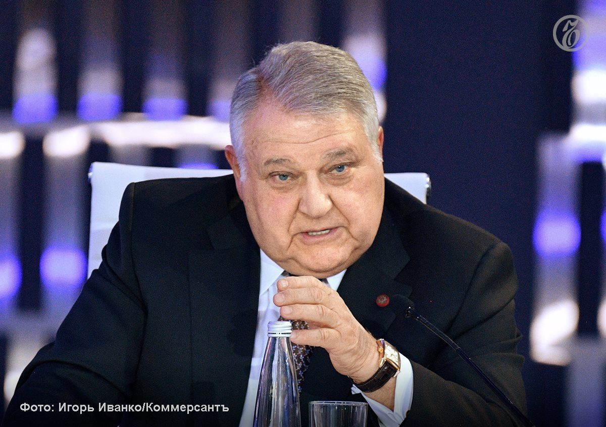 По решению президента РФ запущена федеральная научно-техническая программа развития синхротронных, нейтронных исследований и исследовательской инфраструктуры, заявил в интервью «Ъ» глава Национального... | Сетка — социальная сеть от hh.ru