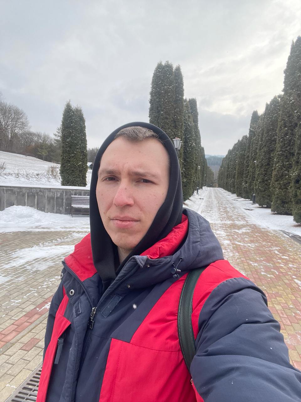 😎 Отпуск фронтенд-разработчика (полгода красил кнопки)
Были в Кисловодске. Много ездили, кушали, двигались и просто отдыхали. Зимой еще не был | Сетка — социальная сеть от hh.ru