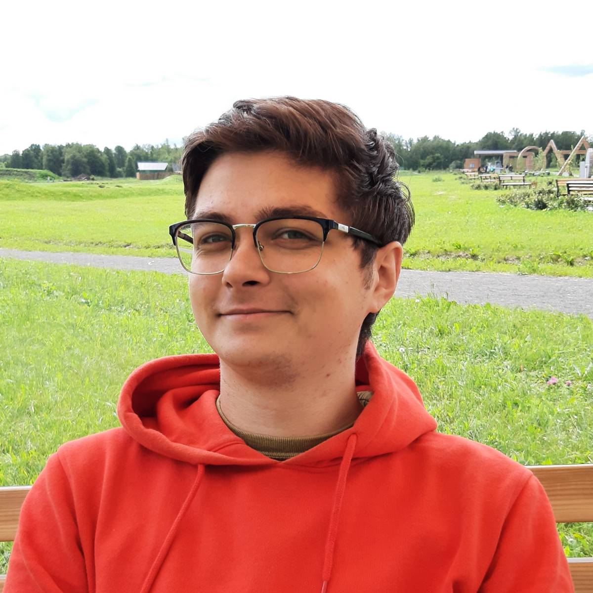 Илья Гладышев