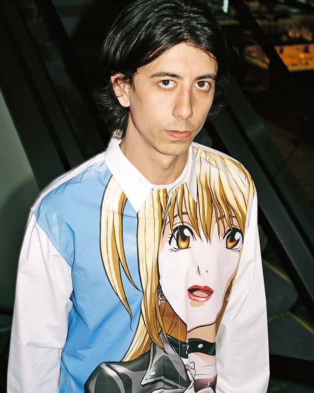 Ого, Palace заколлабился с Death Note и выпустил целую капсулу шмота по легендарному аниме. В коллекции есть: тишки с главными героями, худи, лонгсливы, куртки и даже сумка. Дроп 14-15 февраля | Сетка — социальная сеть от hh.ru