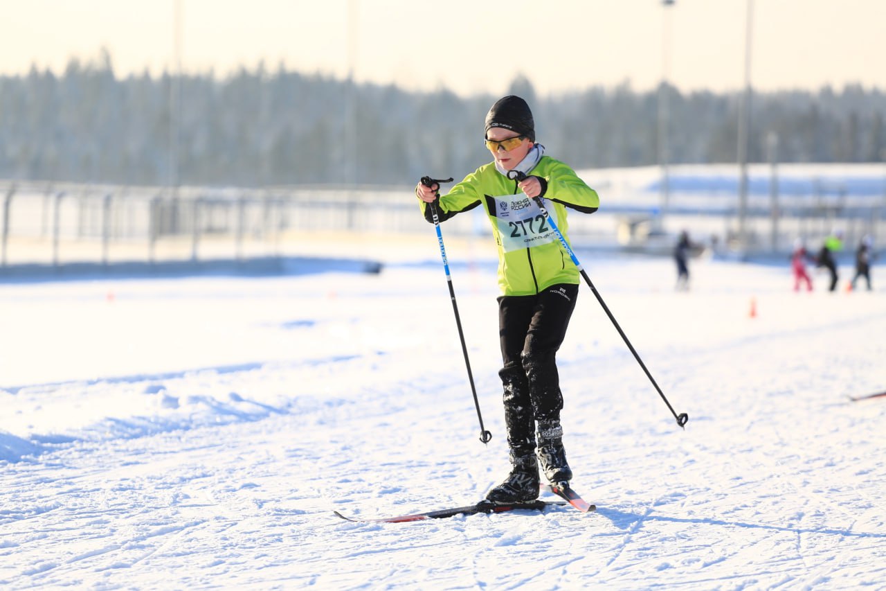 ТЕМП присоединился к 43-ей «Лыжне России»⛷
8 февраля на территории спортивного комплекса «Игора Драйв» собралось более 4000 участников, чтобы пробежать дистанции 5 или 10 километров | Сетка — социальная сеть от hh.ru