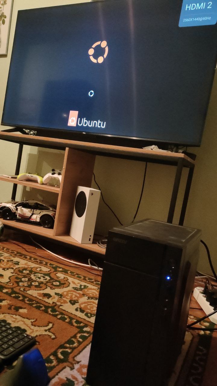 Мужчинам нужно только одно и это ужасно...
P.s. вот бы арч на телеке собрать
P.p.s началом моего домашнего сервера | Сетка — социальная сеть от hh.ru