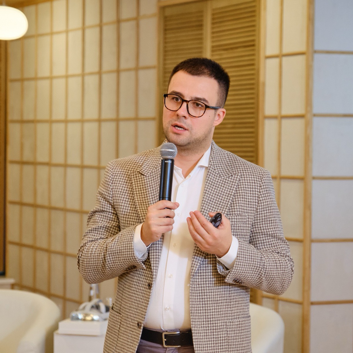 Иван Велесевич