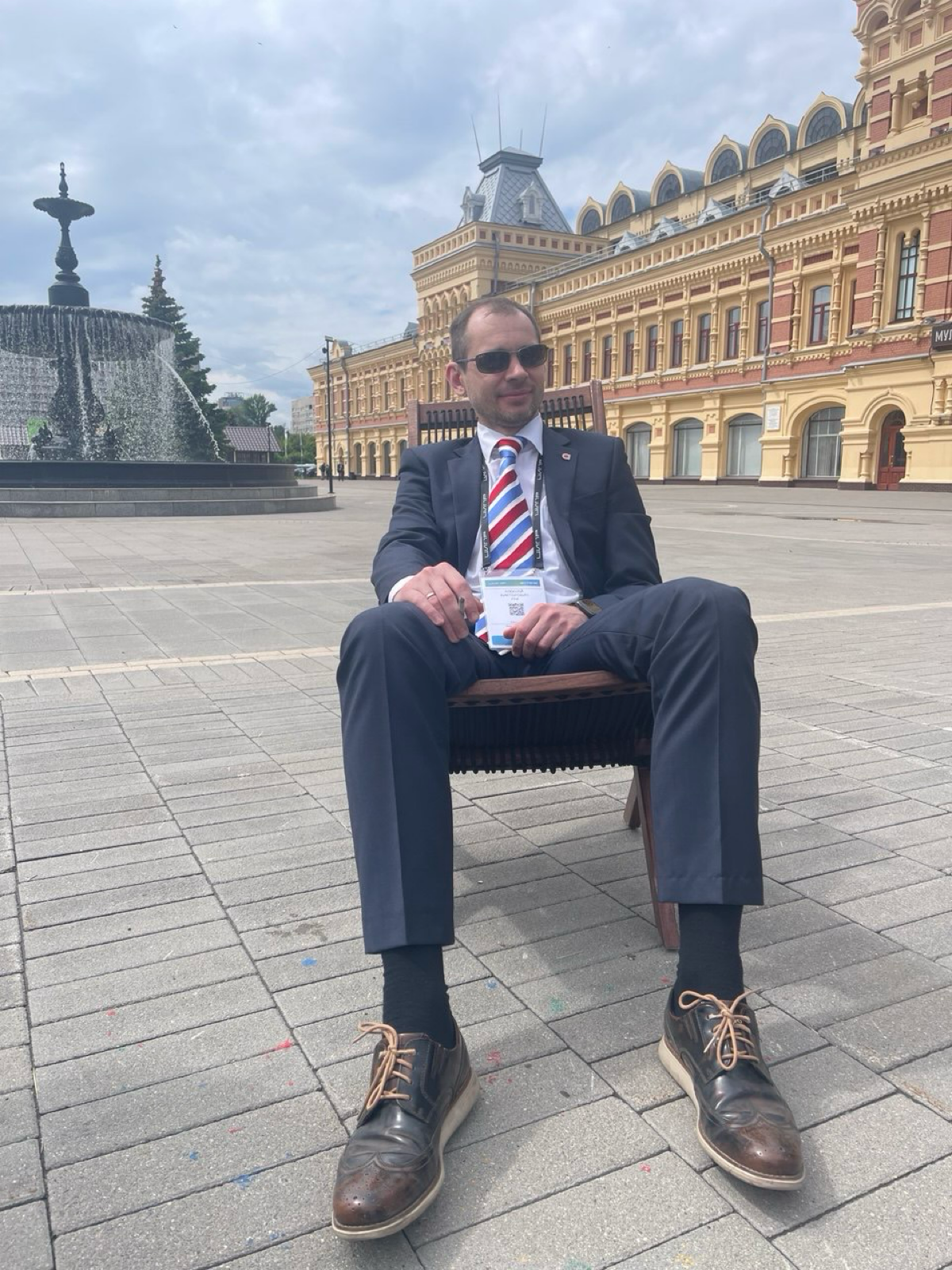 Как коллега становится друллегой? | Сетка — социальная сеть от hh.ru