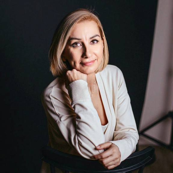 Елена Остапенко